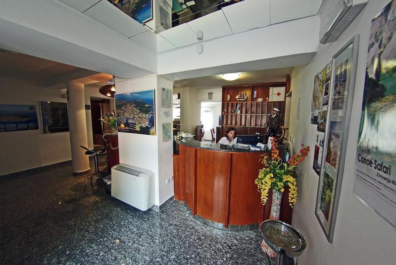 Hotel Hygge Biograd Na Moru Exterior photo