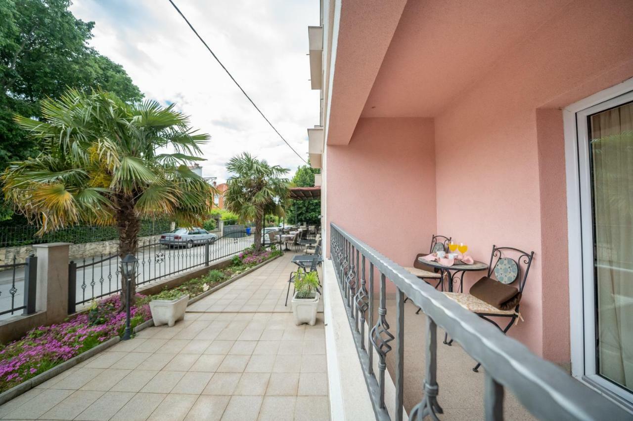 Hotel Hygge Biograd Na Moru Exterior photo